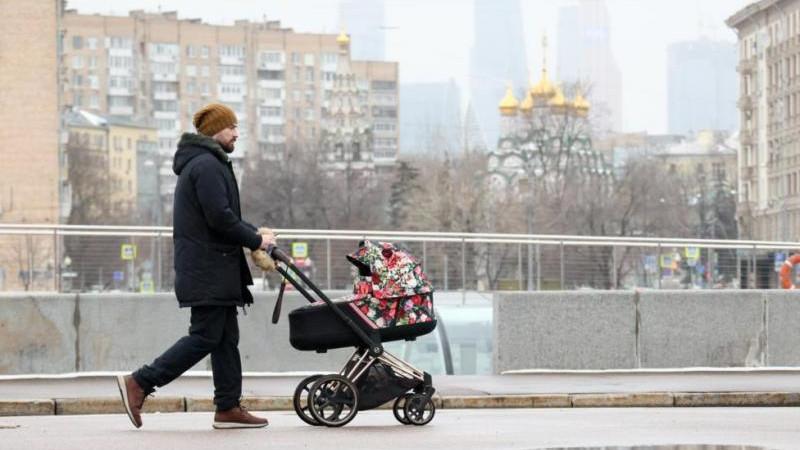 Для отцов новорожденных могут ввести дополнительный отпуск