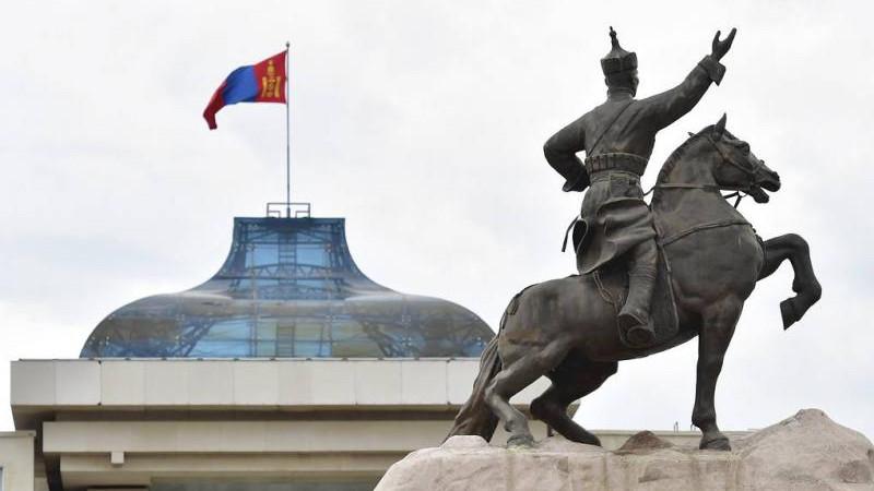 Президент Монголии наложил вето на решение об отставке премьера