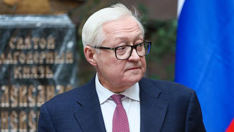 Рябков заявил об отсутствии альтернативы духу Анкориджа