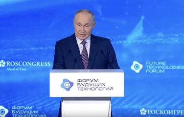 Путин: боеголовки "Орешника" выдерживают температуру, равную температуре на Солнце