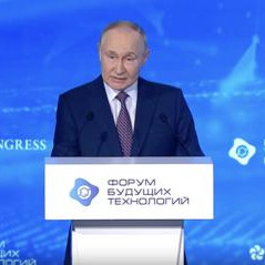 Президент отметил важную стимулирующую роль санкций для России