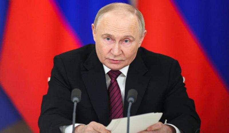 Президент РФ посетил Курскую область