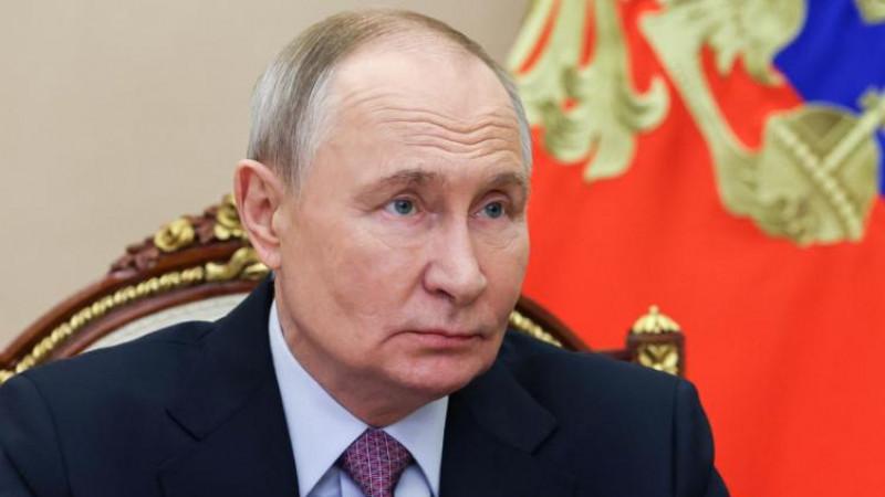 Путин назвал минимальную рождаемость, к которой нужно стремиться