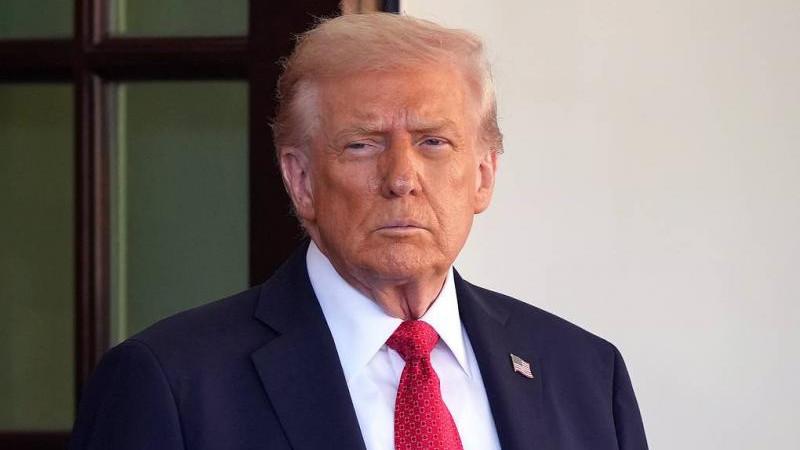 WSJ: Трамп заявил Зеленскому, что желает мира, а не споров о земле