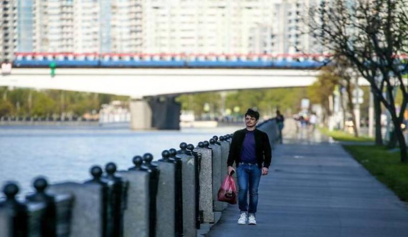 ВЦИОМ: каждый третий житель России относит себя к молодежи