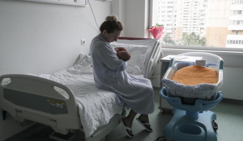 В РПЦ призвали поменять конституцию для защиты жизни ребенка до рождения