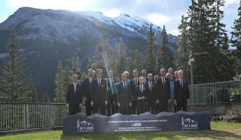 G7 пригрозила России усилением санкций, если та не прекратит огонь на Украине