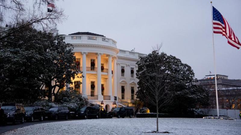 AP: администрация Трампа решила отозвать глав 29 зарубежных диппредставительств