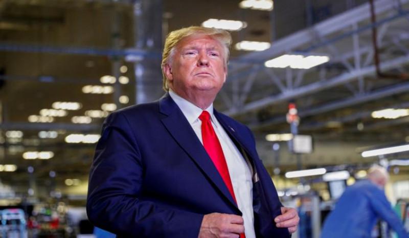 Трамп призвал Apple перенести производство в США, пригрозив пошлинами