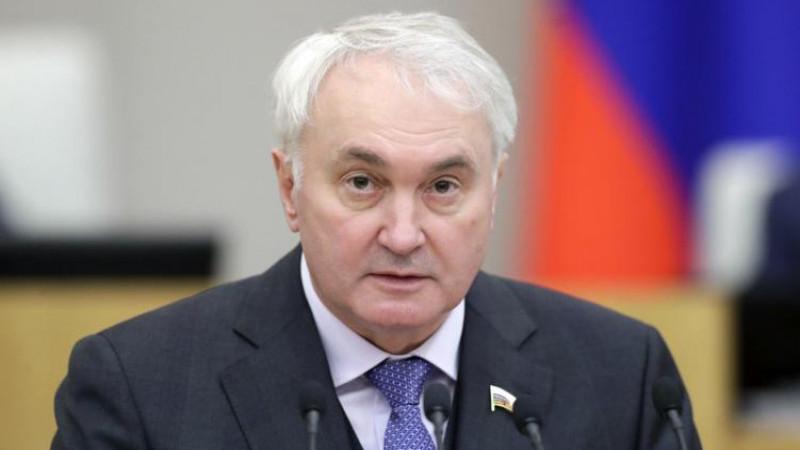 Картаполов обосновал необходимость круглогодичного призыва