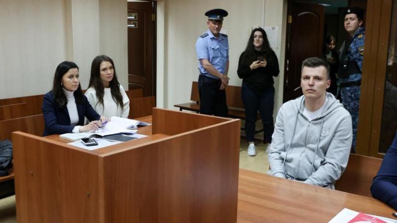 Чекалиным продлили на полгода срок домашнего ареста