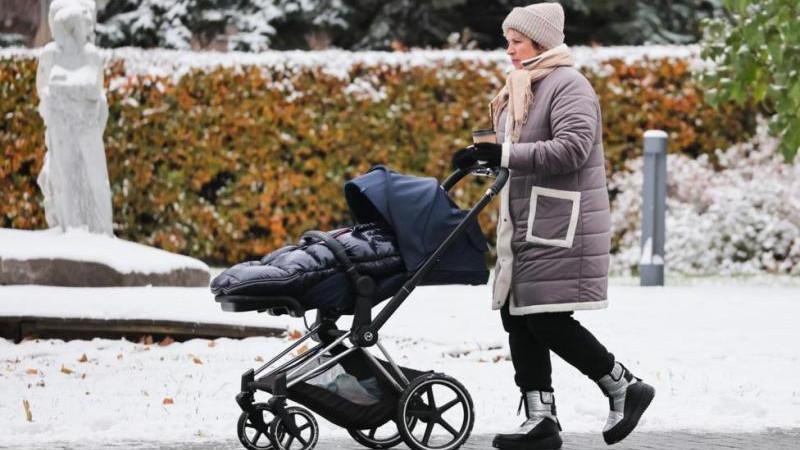 Большинство россиян потратят на подарки ко Дню матери до 5 тыс. рублей