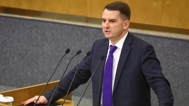 В Госдуме предложили официально сделать 31 декабря выходным днем