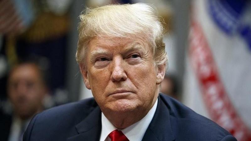 Трамп заявил о намерении обсудить с Зеленским "трудности" Украины
