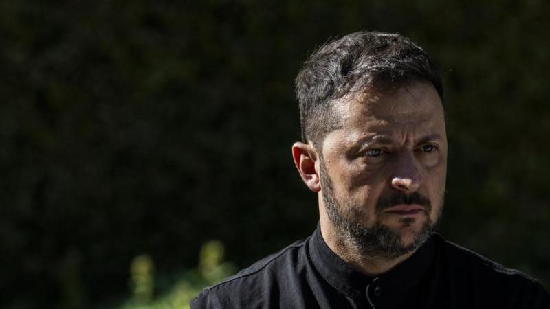 Зеленский возглавил антирейтинг кандидатов на пост президента Украины