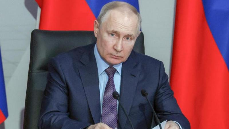 Президент назначил Дмитрия Зыкова послом в Северной Македонии