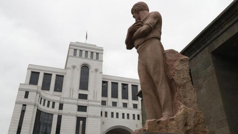 В Армении отметили, что вопрос выхода страны из ОДКБ не обсуждается