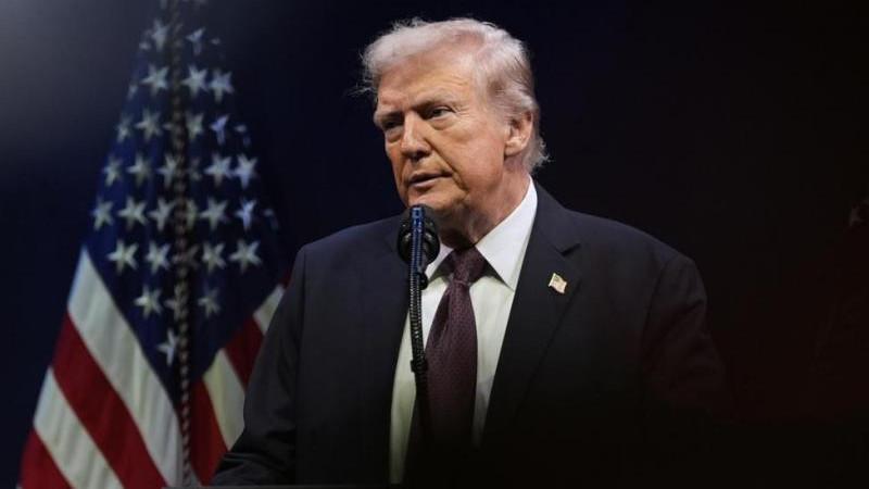 Трамп заявил, что Украина должна отказаться от части территорий