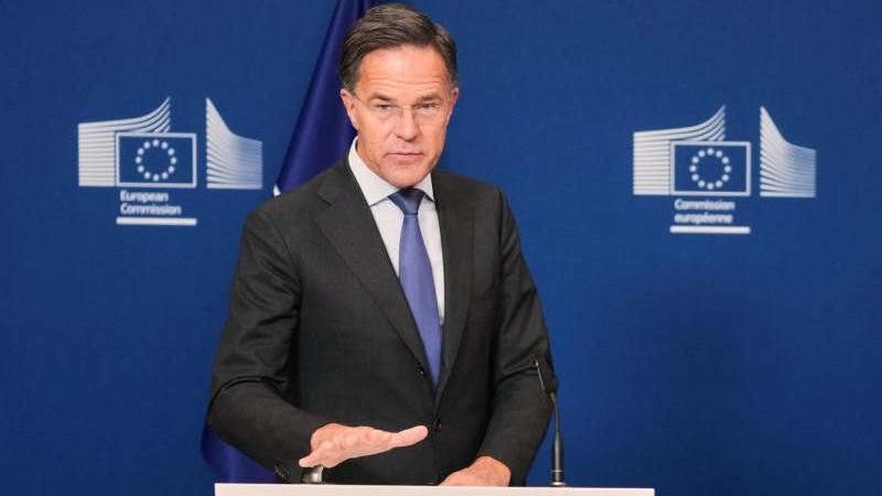 Рютте не считает, что ЕС должен стремиться к независимости от США в вопросах обороны