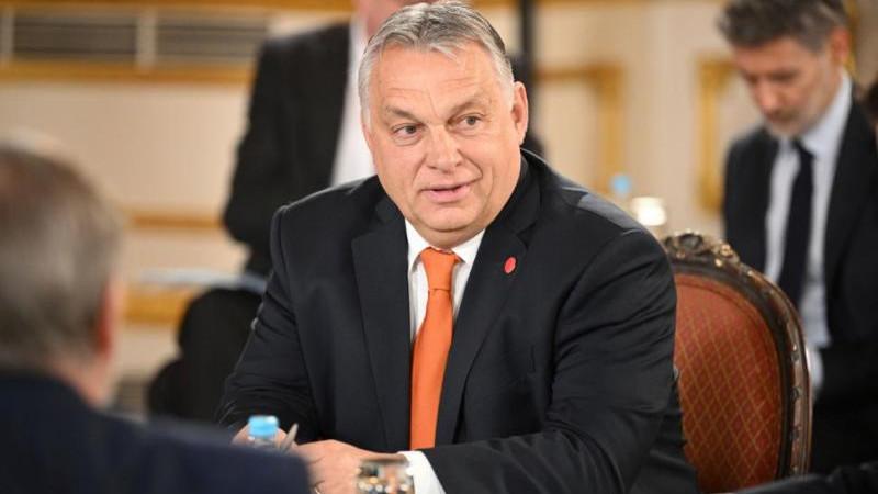 Орбан попросил Папу Римского присоединиться к антивоенным усилиям Будапешта