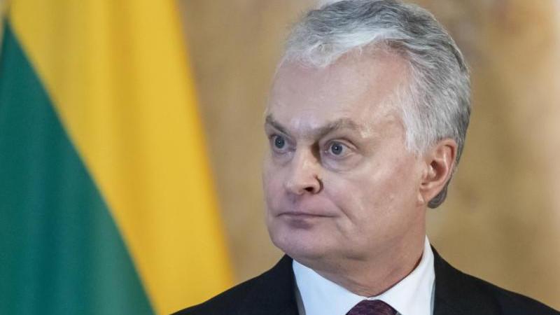 Президент Литвы не исключает запрета транзита белорусской продукции в Калининград