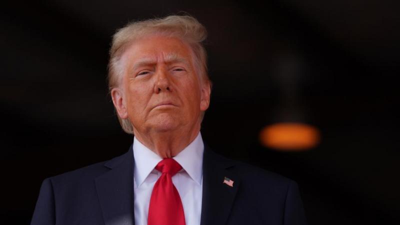 Трамп намерен запретить миграцию в США людям из стран третьего мира