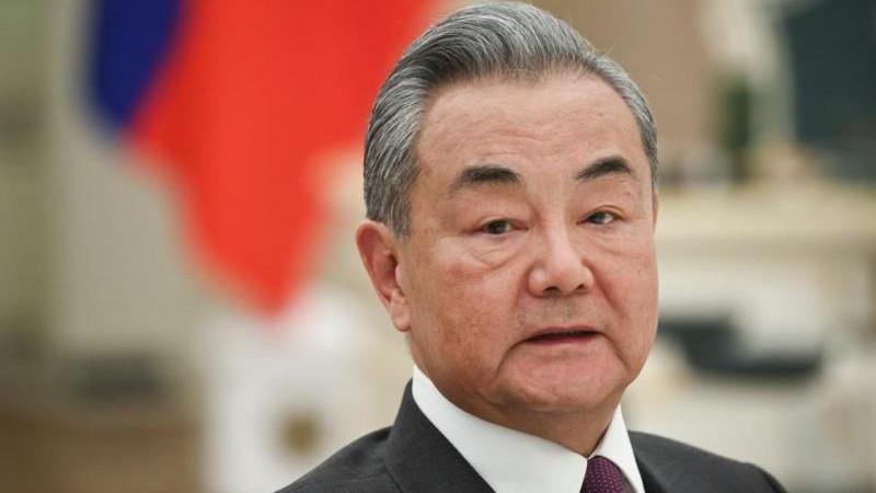 Глава МИД КНР планирует посетить Россию 1-2 декабря