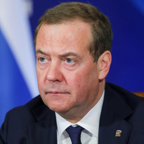 Медведев: СВО должна завершиться победой России