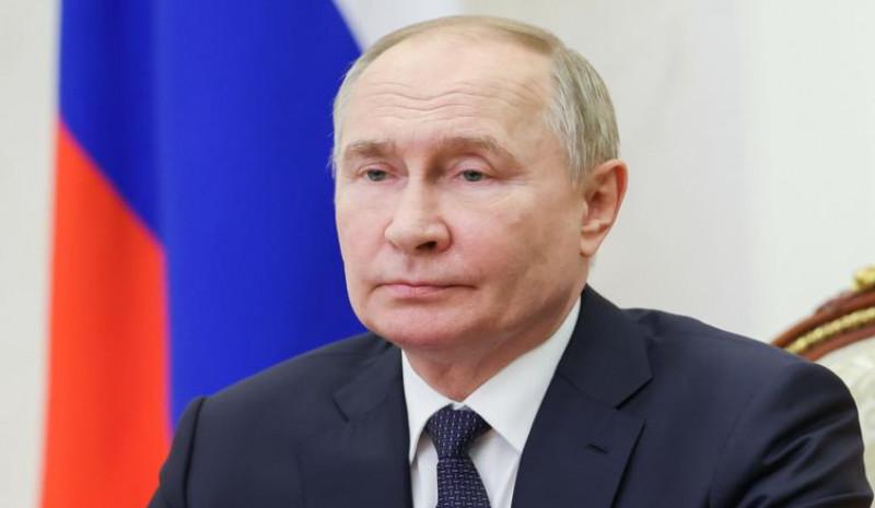 Президент РФ поздравил сограждан с Днем защиты детей