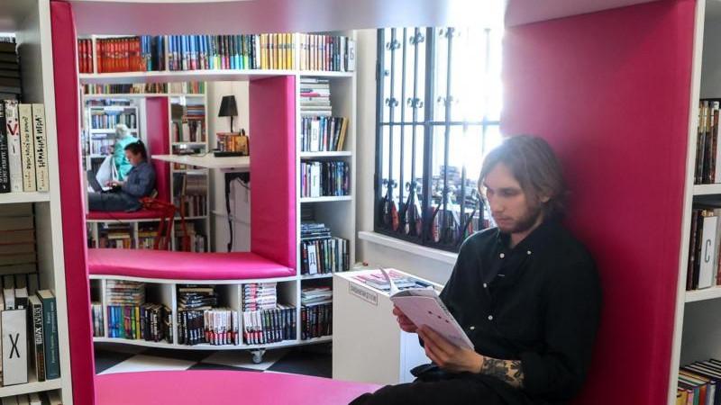 ВЦИОМ: россияне в среднем прочитали за год девять книг