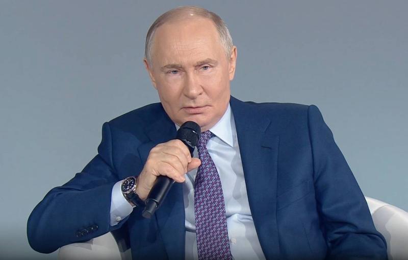 Путин убежден, что Россия является нацией победителей