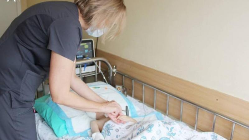 Выброшенная из окна девочка из Уфы переведена из реанимации