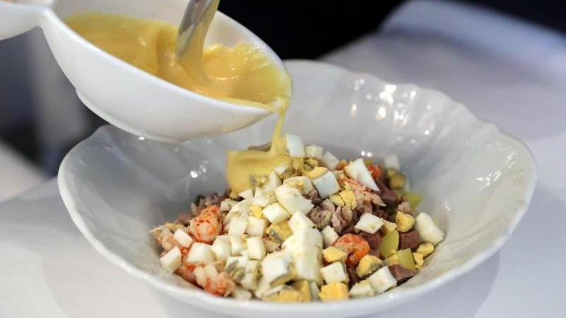 Жители России назвали главные блюда Нового года