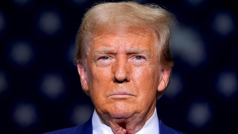 Трамп подверг критике получение Джорджем Клуни гражданства Франции