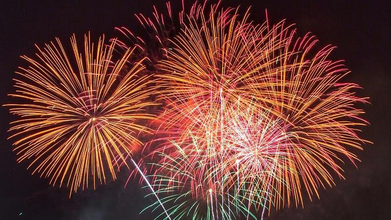 В Италии в результате взрывов петард один человек погиб и 283 ранены