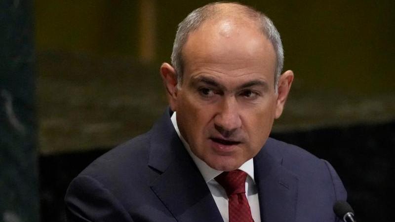 Пашинян заявил, что Армения продолжит работать в ЕАЭС