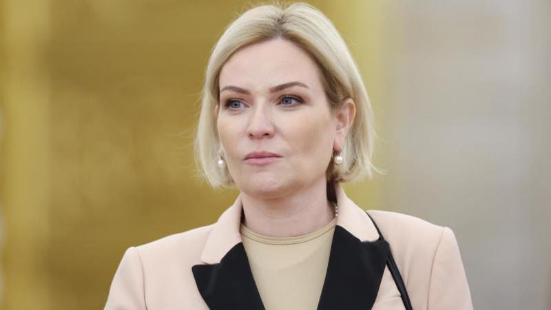 Любимова поздравила жителей страны с Днем защиты детей