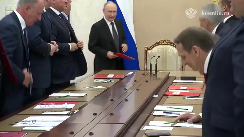Президент РФ обсудил с Совбезом развитие Калининградской области