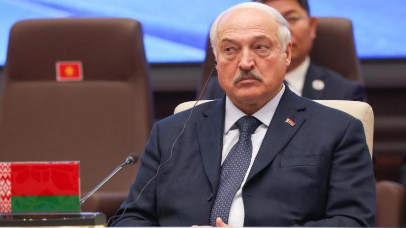 Лукашенко отметил, что ШОС воспринимается едва ли не важнейшей опорой в Евразии
