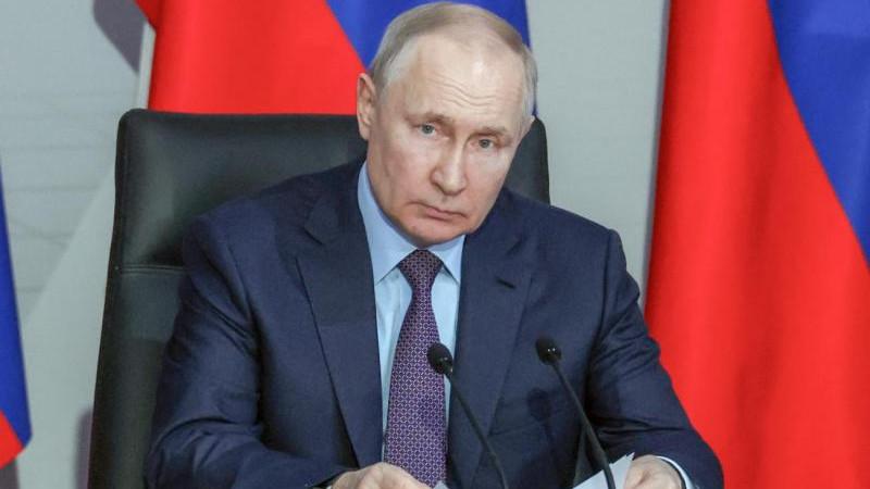 Президент РФ поздравил Сухопутные войска с профессиональным праздником