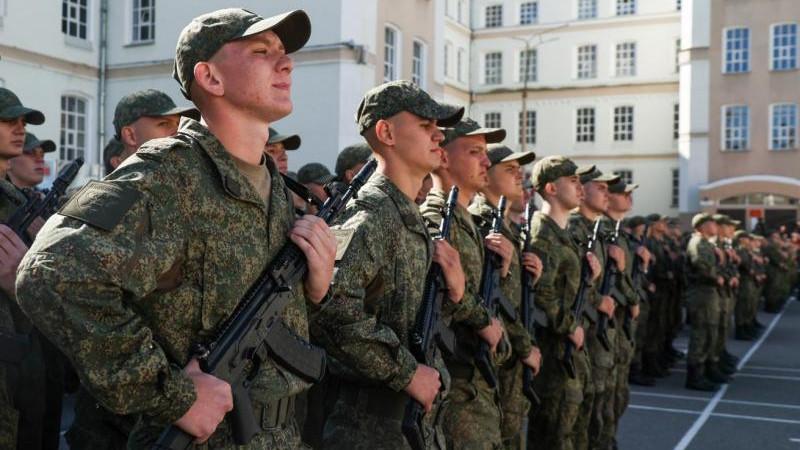 Генштаб ВС РФ опроверг отправку военных по призыву в зону СВО