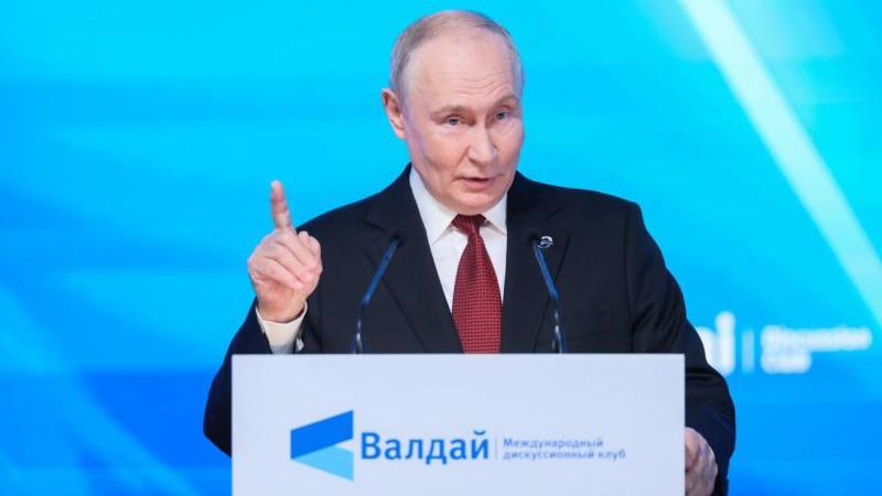 Президент России призвал Запад к выстраиванию доверия
