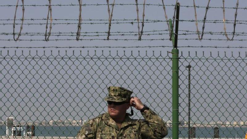 Иран нанес удар по базе ВМС США на Бахрейне