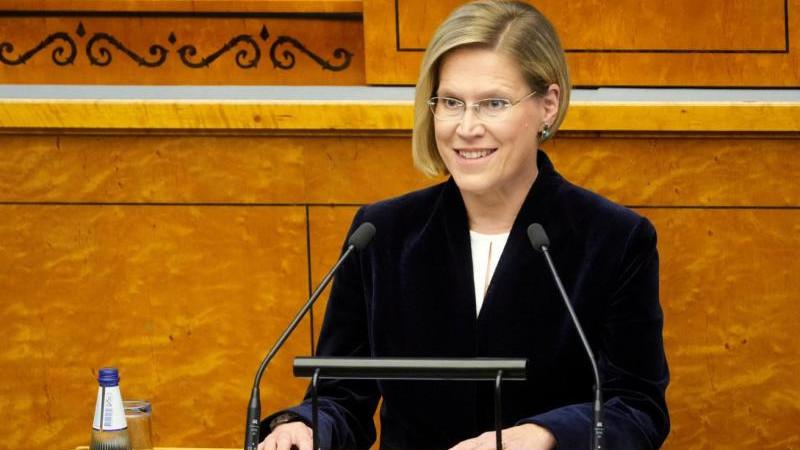Новым президентом Эстонии избрана Юлле Мадизе