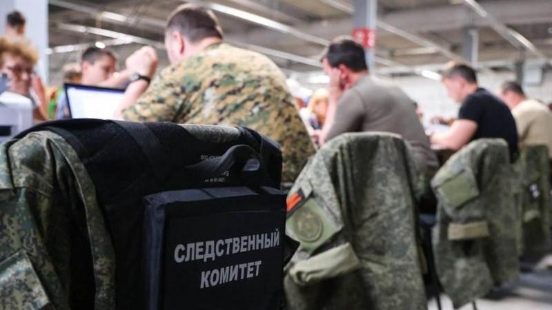 Два экс-министра обороны Украины объявлены в международный розыск