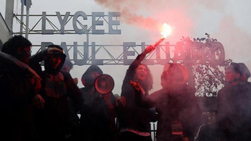 Во Франции на акциях старшеклассников задержали более 5 тыс. человек