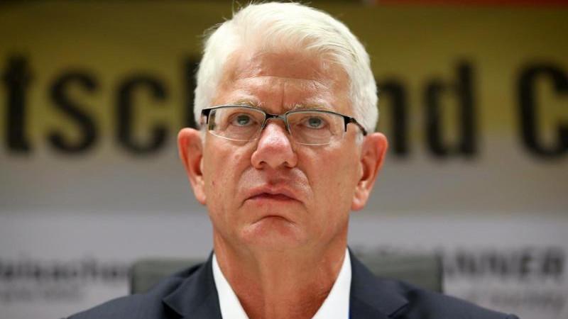 Международную федерацию хоккея возглавил немец Райндль