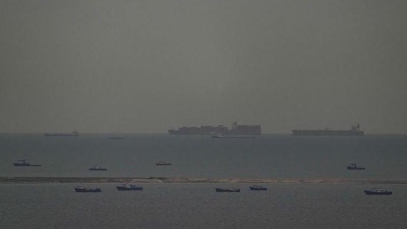 Bloomberg: французскому контейнеровозу удалось пройти через Ормузский пролив