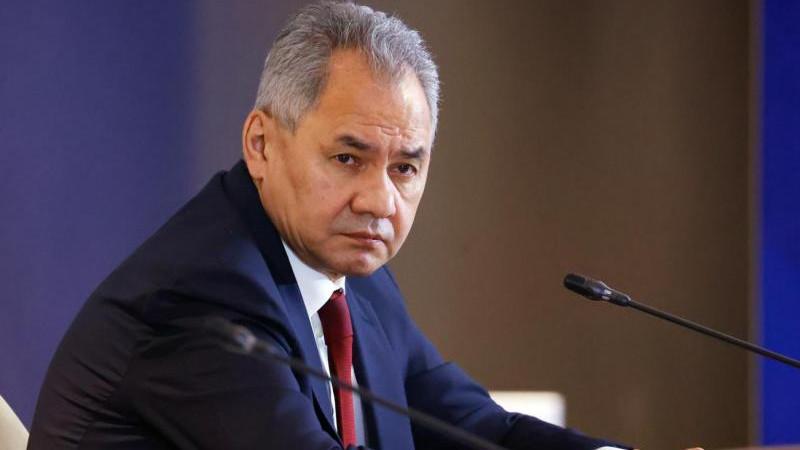 Шойгу заявил, что Россия не будет финансировать выход Армении из кризиса