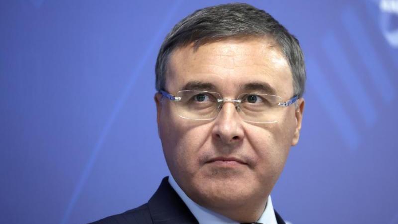 Фальков сообщил о четырех обязательных предметах для всех студентов в России